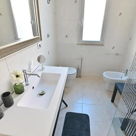 Izzhome Element * Pula