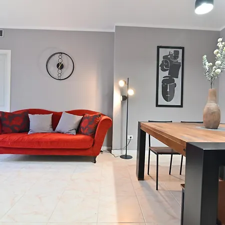 Izzhome Element
